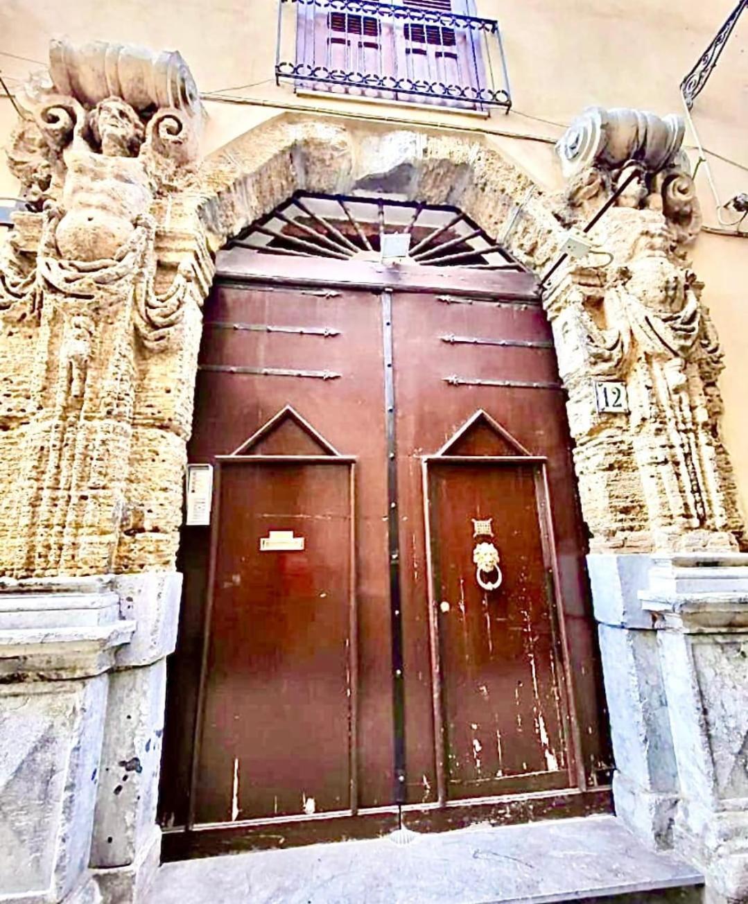 דירות פלרמו Palazzo Barone Muzio מראה חיצוני תמונה